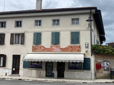 Edicola in vendita ad Aiello del Friuli piazza Roma, 3