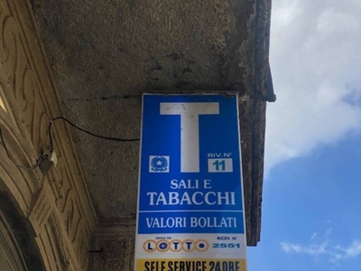 Tabaccheria in vendita a Biella via Giuseppe Mazzini, 21