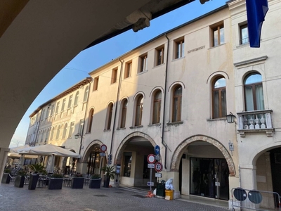 Ufficio in in vendita da privato a Pordenone viale Gorizia, 2