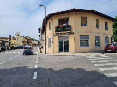 Ufficio in vendita a Scarperia e San Piero via Provinciale, 18/a