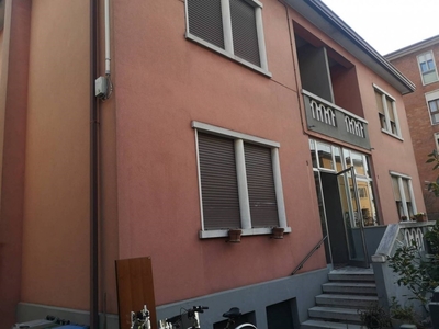 Villa Bifamiliare in vendita a Padova via Francesco Beltrame