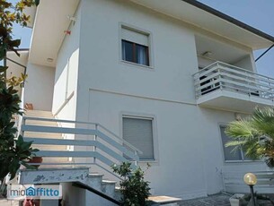 Appartamento arredato con terrazzo Pescara