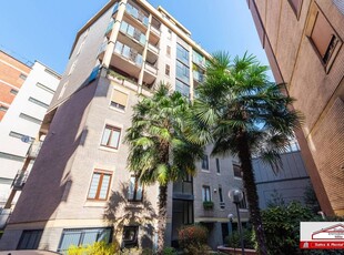 Prestigioso appartamento in vendita Milano, Italia