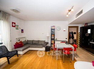Appartamento in Affitto in Alzaia Naviglio Pavese 18 a Milano