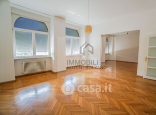 Appartamento in Affitto in Corso della Libertà 2 a Bolzano