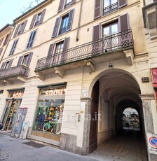 Appartamento in Affitto in Corso di Porta Ticinese 12 a Milano