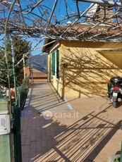 Appartamento in Affitto in Località Villa Tassani a Sestri Levante