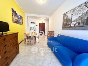 Appartamento in Affitto in Piazzale Giuseppe Mazzini a Loano