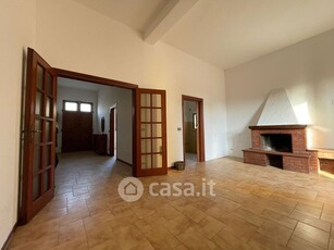 Appartamento in Affitto in Strada Statale Fiorentina a Pistoia