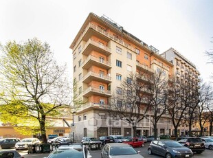Appartamento in Affitto in Via Achille Loria 6 a Torino