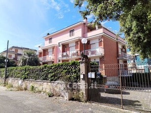 Appartamento in Affitto in Via Asti 1 a Ardea