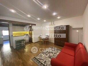 Appartamento in Affitto in Via Buia 55100 a Lucca