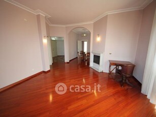 Appartamento in Affitto in Via Duca degli Abruzzi a Monza