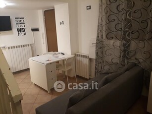 Appartamento in Affitto in Via Giuseppe Ripamonti a Milano