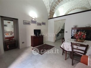 Appartamento in Affitto in Via Montenegro a Brindisi