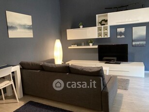 Appartamento in Affitto in Via Pier Alessandro Paravia a Milano