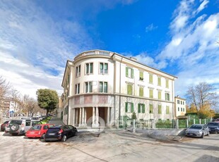 Appartamento in Affitto in Via Porta Napoli 34 a L'Aquila