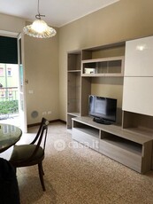 Appartamento in Affitto in Via Salvatore Pianell 56 a Milano
