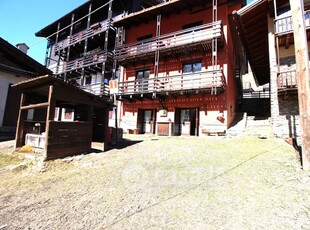 Appartamento in Affitto in Via San Filippo 11 a Sestriere