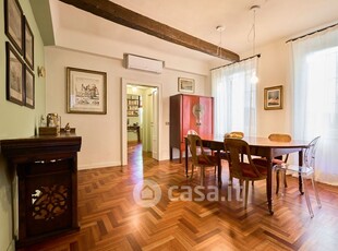 Appartamento in Affitto in Via San Maurilio 4 a Milano