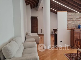 Appartamento in Affitto in Via Sant'Elena a Silea