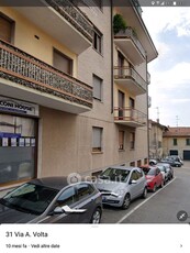 Appartamento in Affitto in Via volta a Appiano Gentile