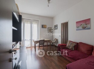 Appartamento in Affitto in Viale Corsica 33 a Milano