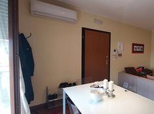 Appartamento in affitto in zona Salesiani /Calio