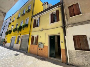 Appartamento in vendita a Chioggia Venezia Chioggia Centro