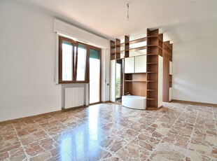 Appartamento in vendita a Monteroni D'arbia Siena