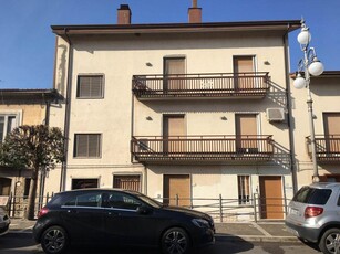 Appartamento in vendita a Pratola Serra Avellino Pratola
