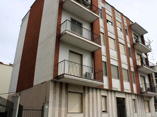 Appartamento in vendita a Vercelli Centro Storico