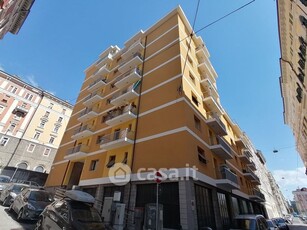 Appartamento in Vendita in Via Giacomo Leopardi a Trieste