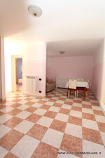 Appartamento in Via Diego Peluso - Tre Carrare - Battisti, Taranto