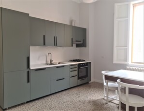 Appartamento in Via Venezia - Lungomare, Catanzaro