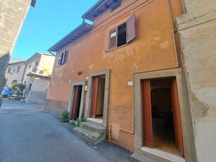 Appartamento indipendente in vendita a Viterbo San Martino Al Cimino