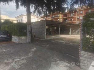 Capannone / Fondo a Tivoli - Villa Adriana