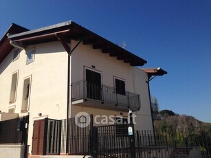 Casa Bi/Trifamiliare in Affitto in Via Alda Merini a Marino