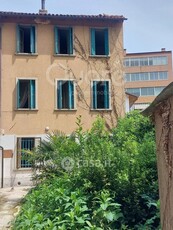 Casa Bi/Trifamiliare in Vendita in Via di Mezzo 50 a Udine