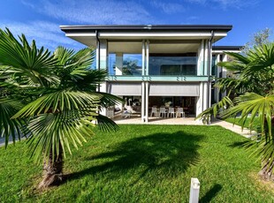 Esclusiva villa in vendita Merate, Lombardia