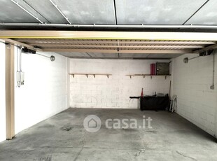 Garage/Posto auto in Affitto in Via Capitolina 3 a Trieste
