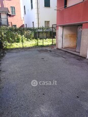 Garage/Posto auto in Affitto in Via Fieschi a Lavagna