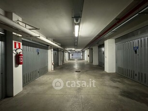 Garage/Posto auto in Affitto in Via Giovanni Amendola a Bologna