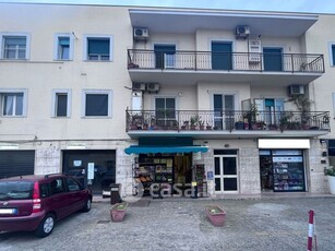 Negozio/Locale commerciale in Affitto in a Catanzaro