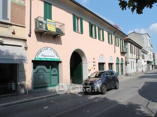 Negozio/Locale commerciale in Affitto in Via Carlo Prina 22 a Monza