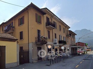 Negozio/Locale commerciale in Affitto in Via Ettore Monti a Galbiate