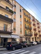 Negozio/Locale commerciale in Affitto in Via Francesco Guarini 45 a Avellino