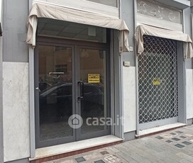 Negozio/Locale commerciale in Affitto in Via Garassino 41 a Savona