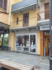 Negozio/Locale commerciale in Affitto in Via Vittorio Emanuele 74 a Ciriè