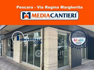 Negozio/Locale commerciale in Affitto in Viale Regina Margherita 32 a Pescara